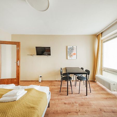 Studio Next To Karlskirche Вена Экстерьер фото