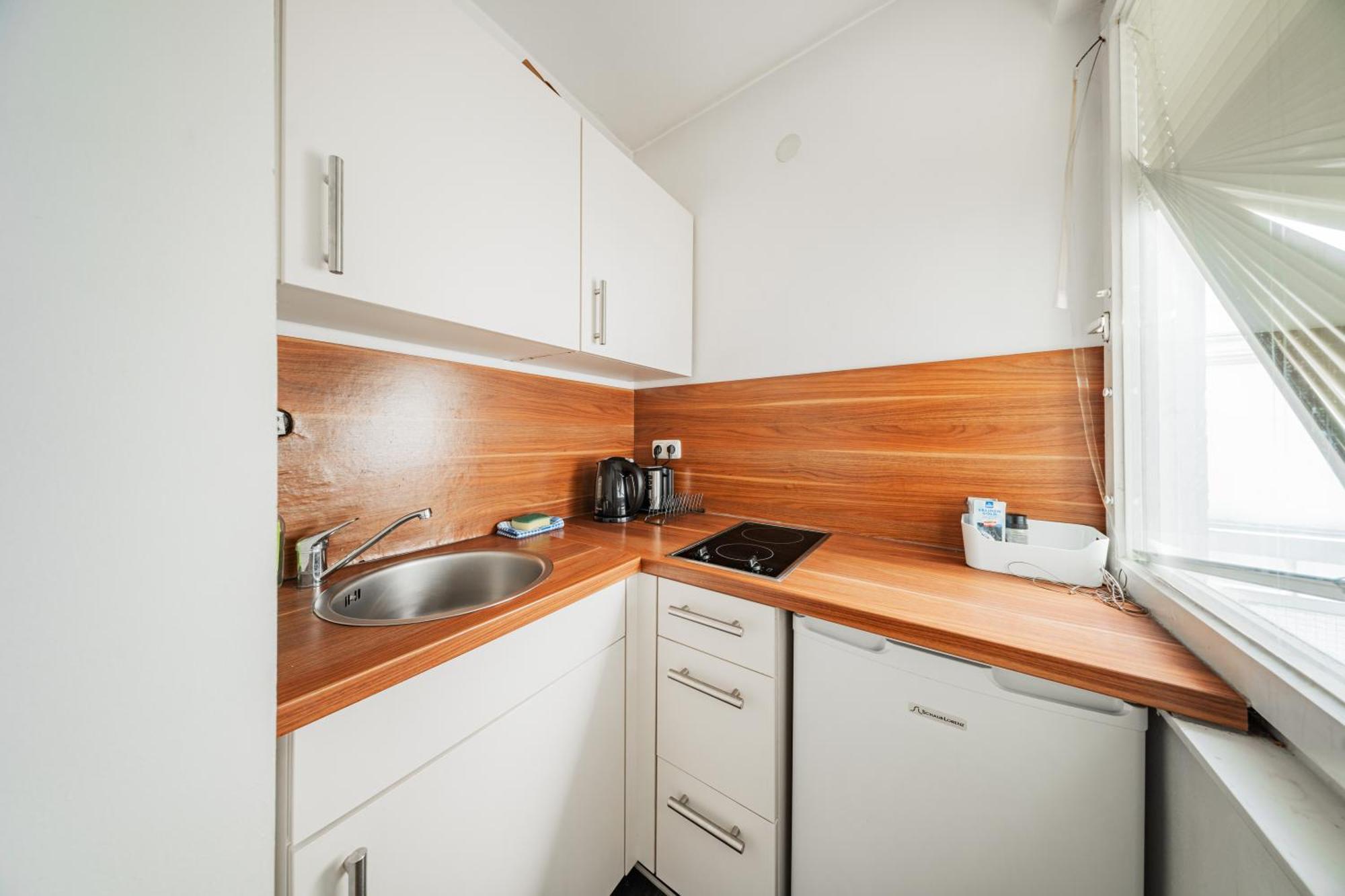 Studio Next To Karlskirche Вена Номер фото