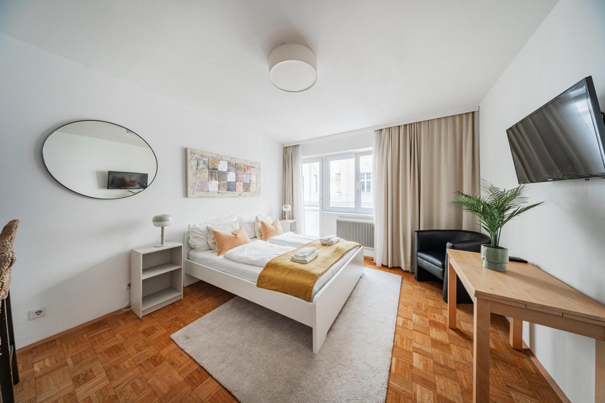 Studio Next To Karlskirche Вена Экстерьер фото